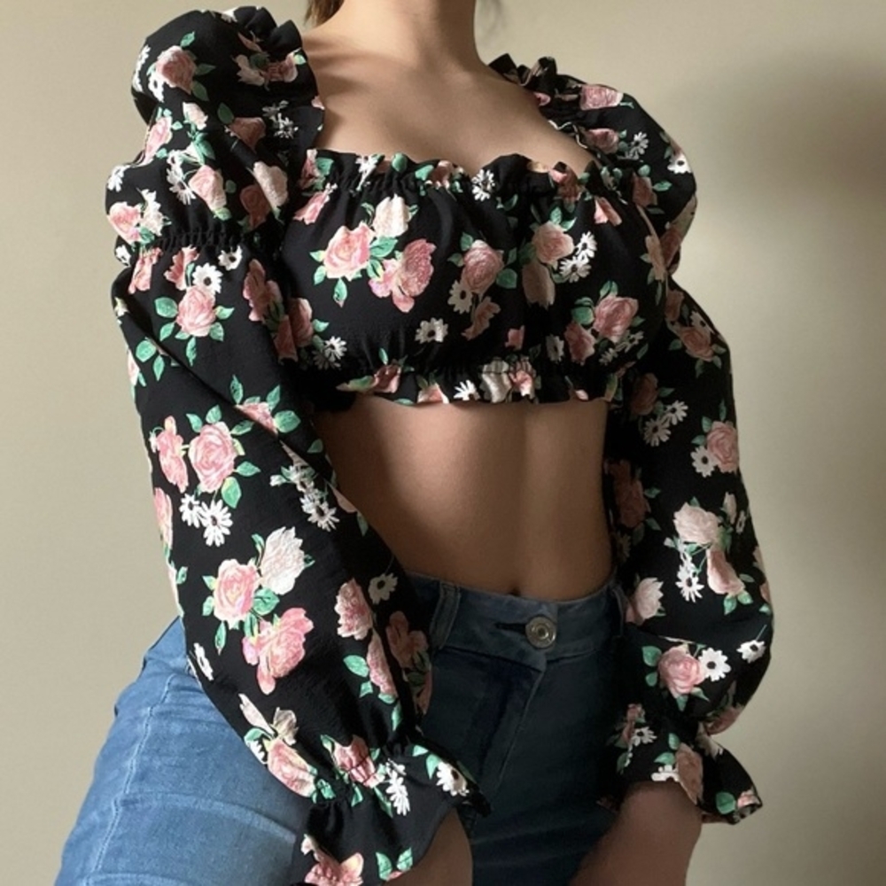 H&M Black Floral Puff Sleeve Blouse - Picture 2 of 6